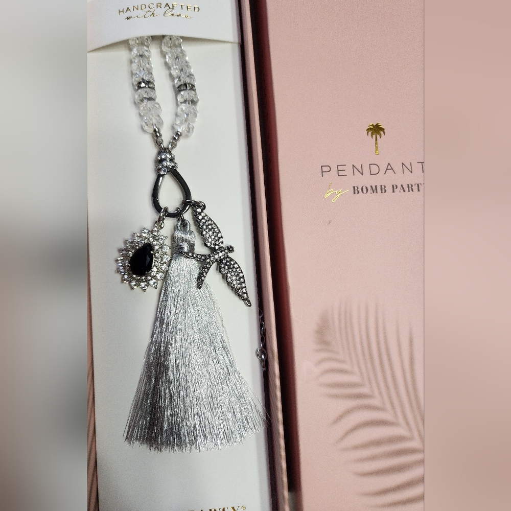 Ring Bomb Party Pendant RBP6264RH 'With Soaring Wings She Flies'